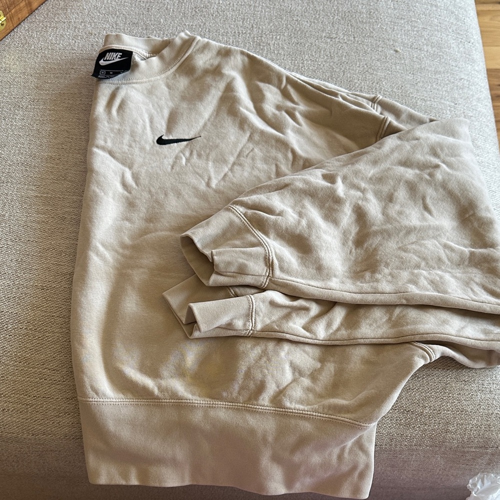 Nike Men's Beige Crewneck Sweater